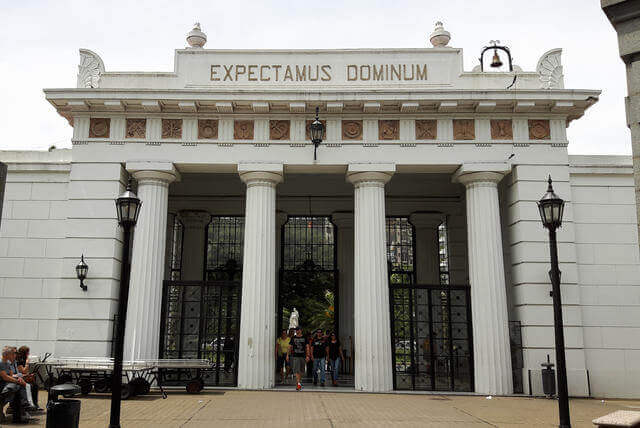 Entrance to Recoleta